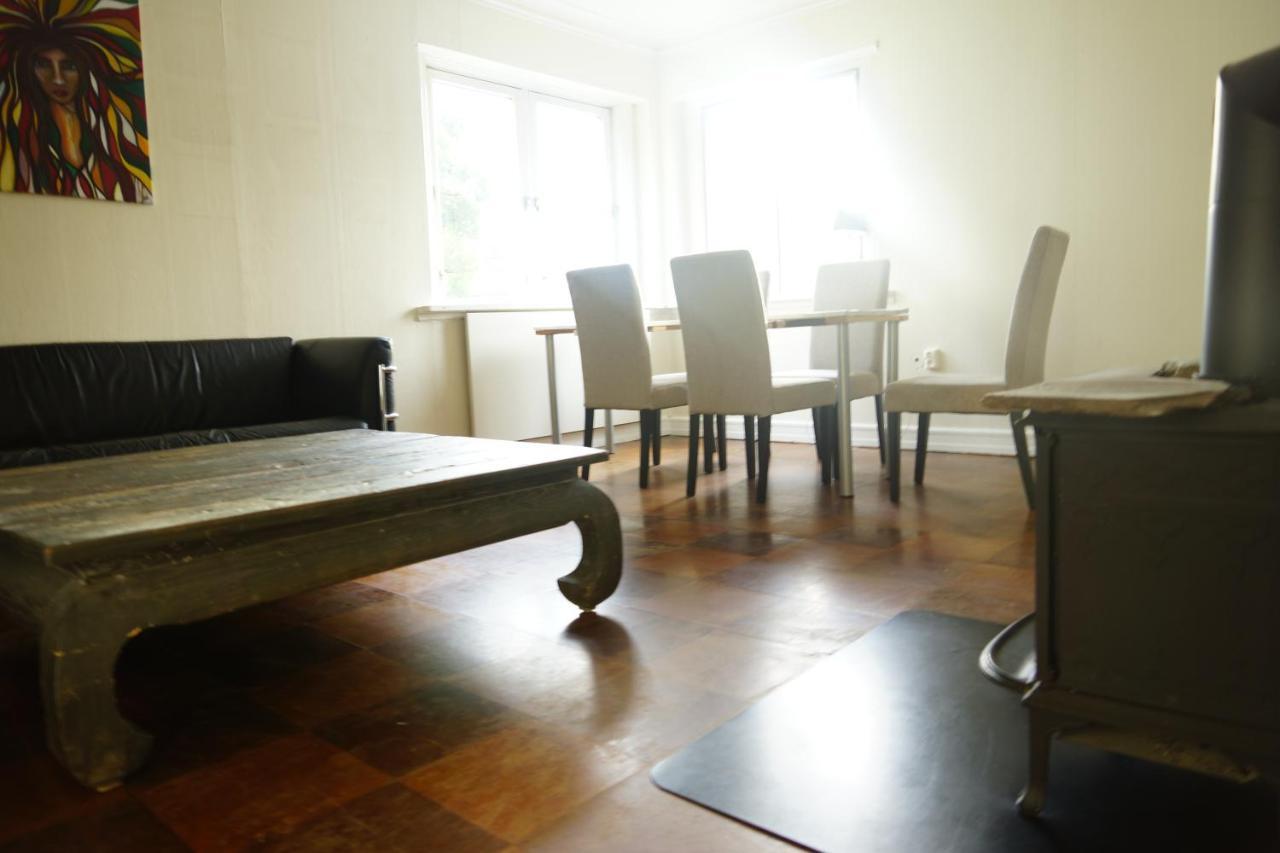 Stay.Plus Budget Paradis Bergen Luaran gambar